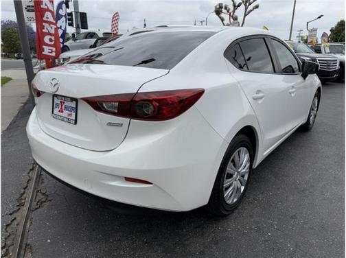 2018 Mazda Mazda3 Sport