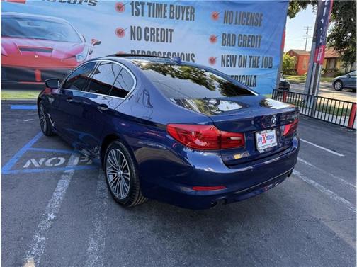 2017 BMW 530 530i Sedan 4D