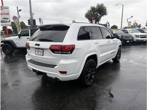 2021 Jeep Grand Cherokee Laredo