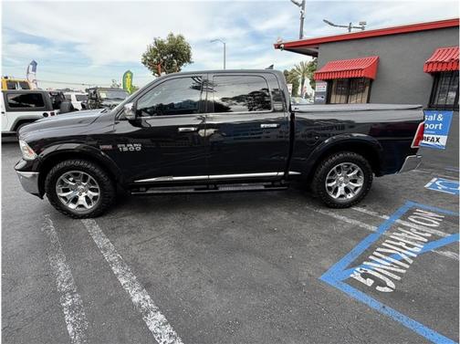 2017 RAM 1500 Laramie