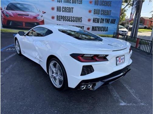 2023 Chevrolet Corvette Stingray w/1LT