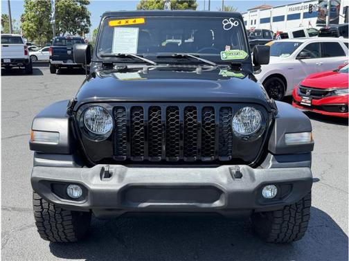 Black Clearcoat 2020 Jeep Gladiator Sport S