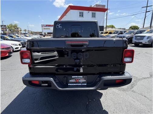 Black Clearcoat 2020 Jeep Gladiator Sport S
