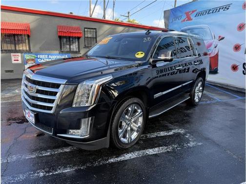 2017 Cadillac Escalade Luxury