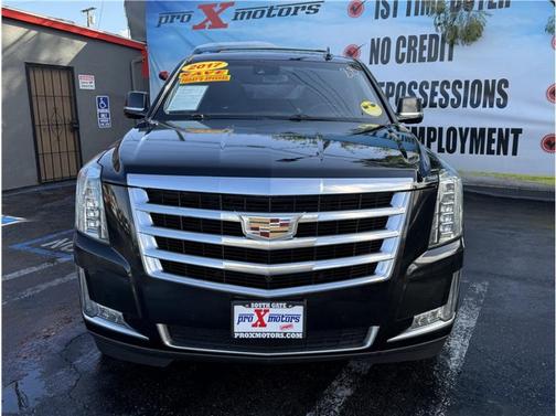 2017 Cadillac Escalade Luxury