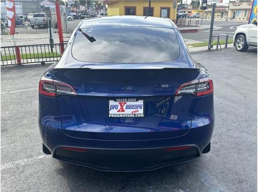 2021 Tesla Model Y Standard Range Rear-Wheel Drive