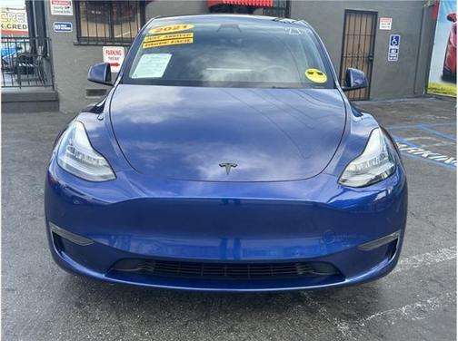 2021 Tesla Model Y Standard Range Rear-Wheel Drive
