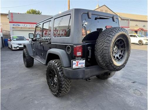 2012 Jeep Wrangler Unlimited Sport