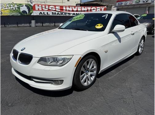 2013 BMW 328 328i Convertible 2D