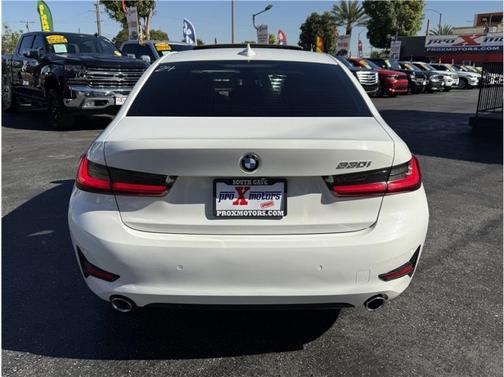 2019 BMW 330 330i Sedan 4D