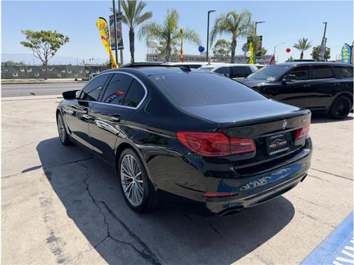 Black 2018 BMW 540 540i Sedan 4D