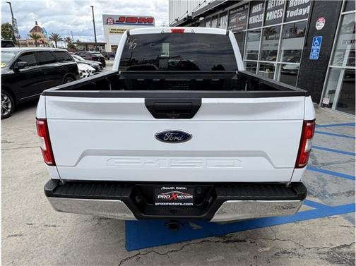 Oxford White 2018 Ford F-150 XLT