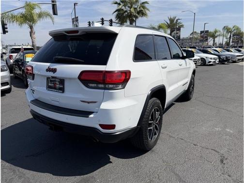 2019 Jeep Grand Cherokee Trailhawk