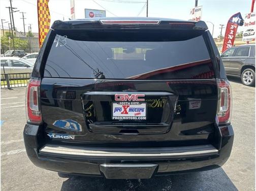 2016 GMC Yukon SLT