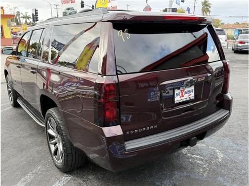 2017 Chevrolet Suburban LT