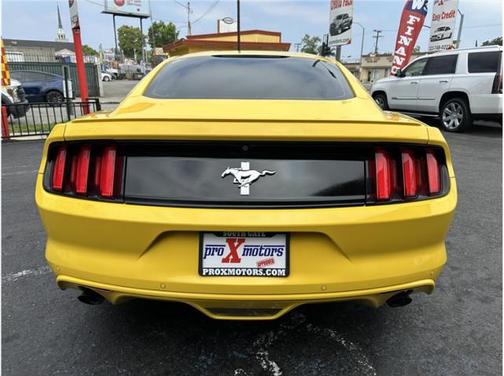 2016 Ford Mustang V6