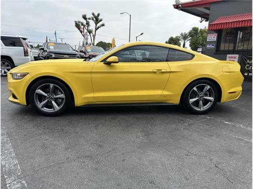 2016 Ford Mustang V6