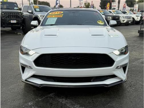 2019 Ford Mustang EcoBoost Premium