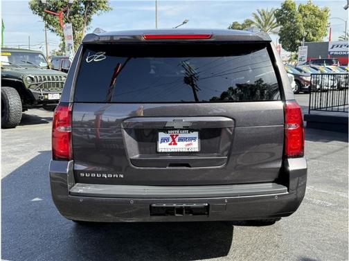 2017 Chevrolet Suburban LT