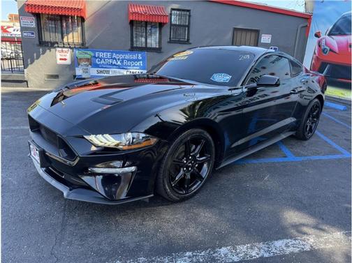 2020 Ford Mustang EcoBoost
