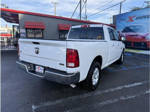 2016 RAM 1500 SLT