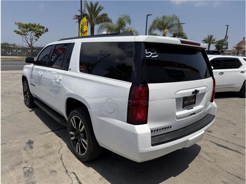White 2018 Chevrolet Suburban LT
