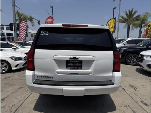 White 2018 Chevrolet Suburban LT