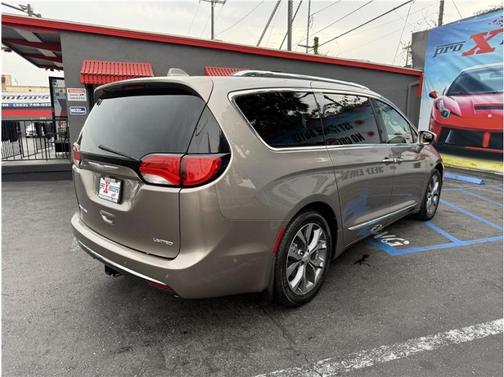 2017 Chrysler Pacifica Limited