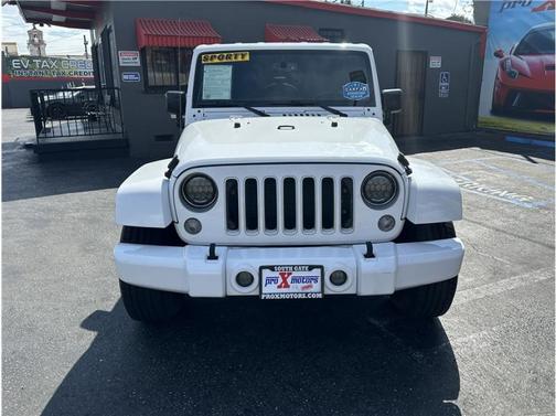 2016 Jeep Wrangler Unlimited Sahara