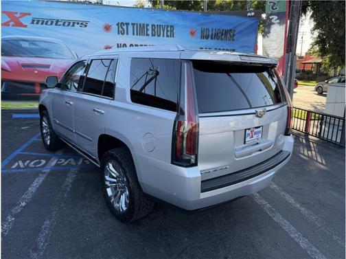 2020 Cadillac Escalade Premium Luxury