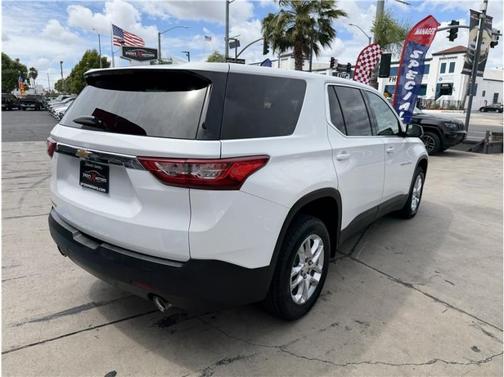 Summit White 2020 Chevrolet Traverse LS