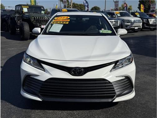 2024 Toyota Camry LE