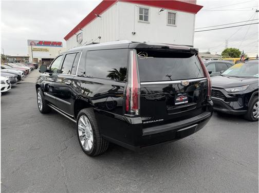 2019 Cadillac Escalade ESV Sport Platinum