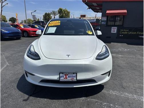 2021 Tesla Model Y Standard Range Rear-Wheel Drive