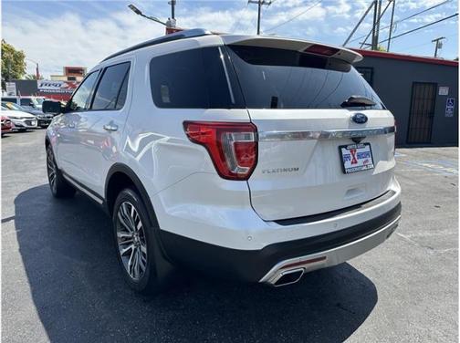2016 Ford Explorer Platinum