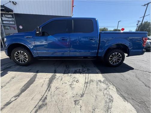 Blue 2018 Ford F-150 XLT
