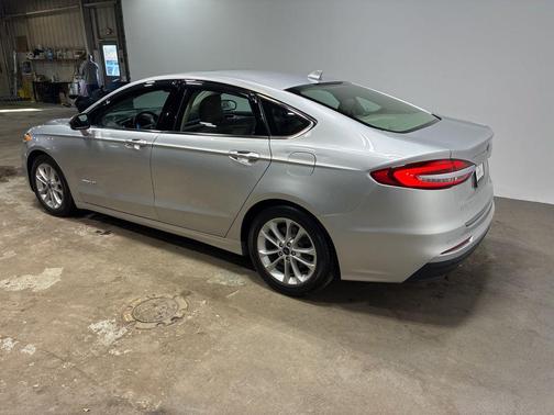 2019 Ford Fusion Hybrid SEL