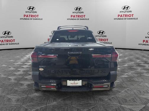 Phantom Black 2026 Hyundai SANTA CRUZ XRT