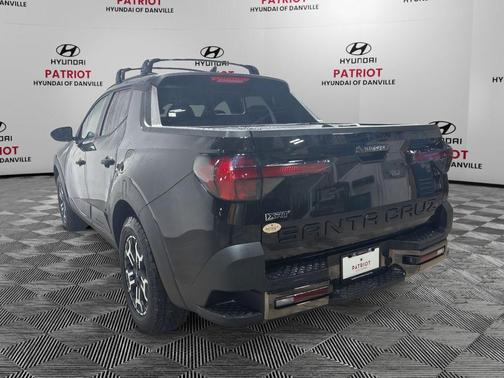 Phantom Black 2026 Hyundai SANTA CRUZ XRT