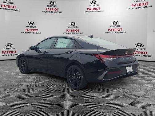 Abyss Black 2026 Hyundai ELANTRA Sport