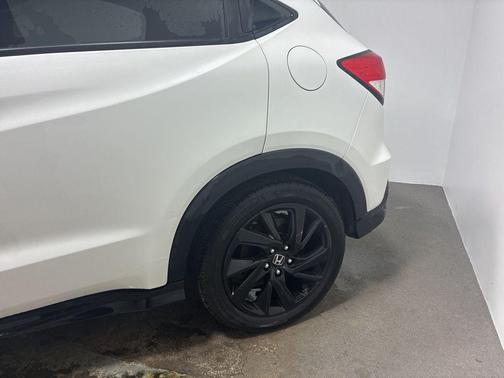 2021 Honda HR-V AWD Sport
