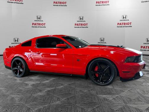 2011 Ford Mustang GT Premium