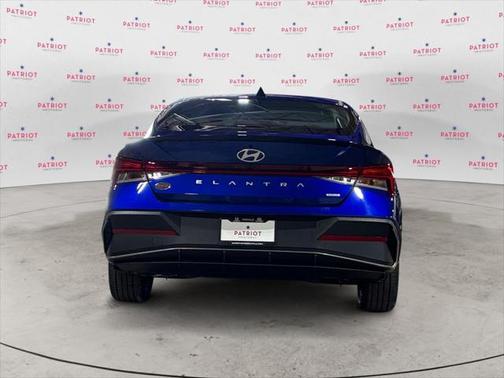2025 Hyundai ELANTRA Sport