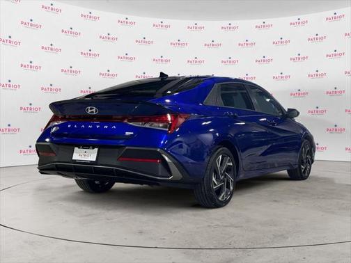 2025 Hyundai ELANTRA Sport