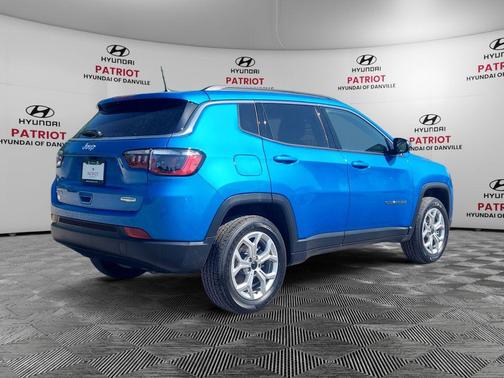 Hydro Blue Pearlcoat 2025 Jeep Compass Latitude