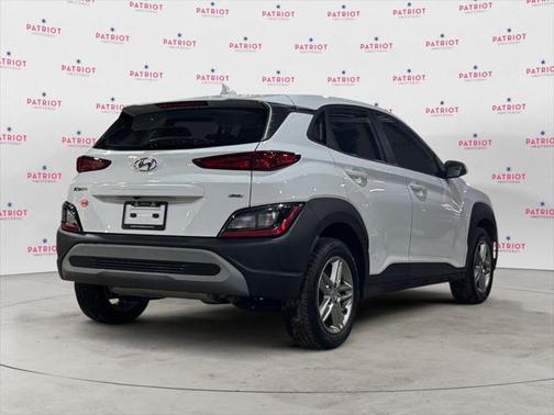 2022 Hyundai KONA SE