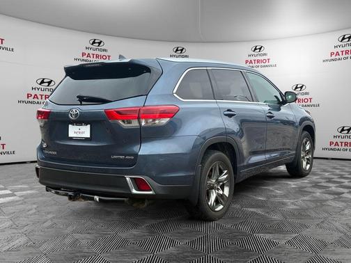 Shoreline Mist 2017 Toyota Highlander Limited Platinum