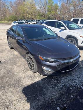 Dark Ash Metallic 2022 Chevrolet Malibu FWD RS