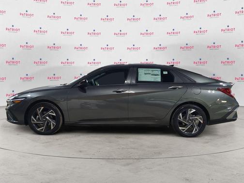 2025 Hyundai ELANTRA Sport