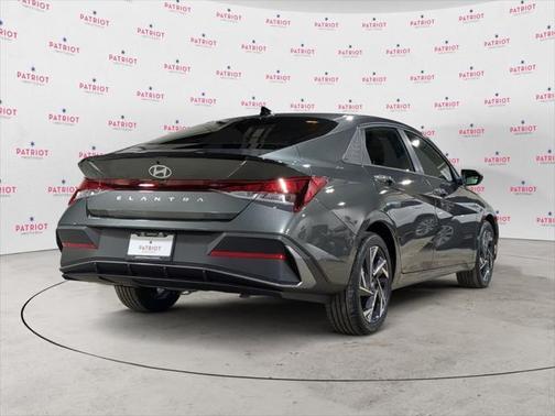 2025 Hyundai ELANTRA Sport